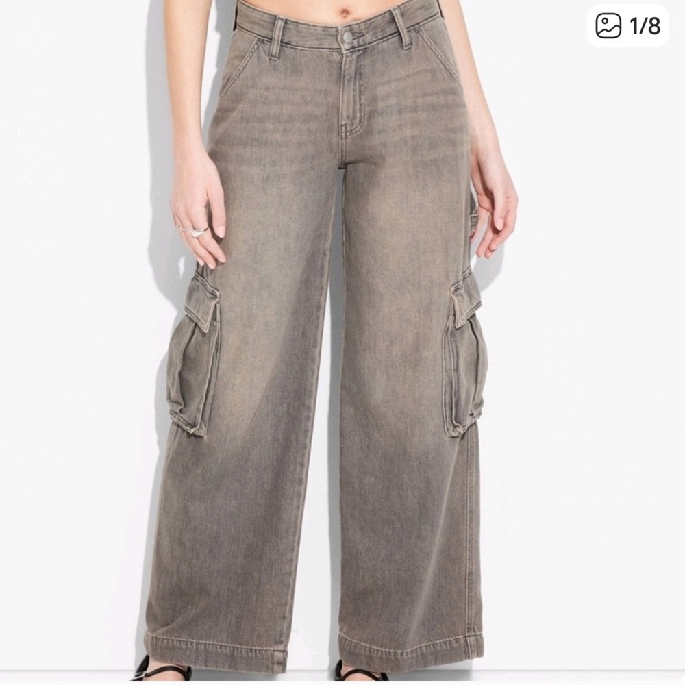Cargo Jean